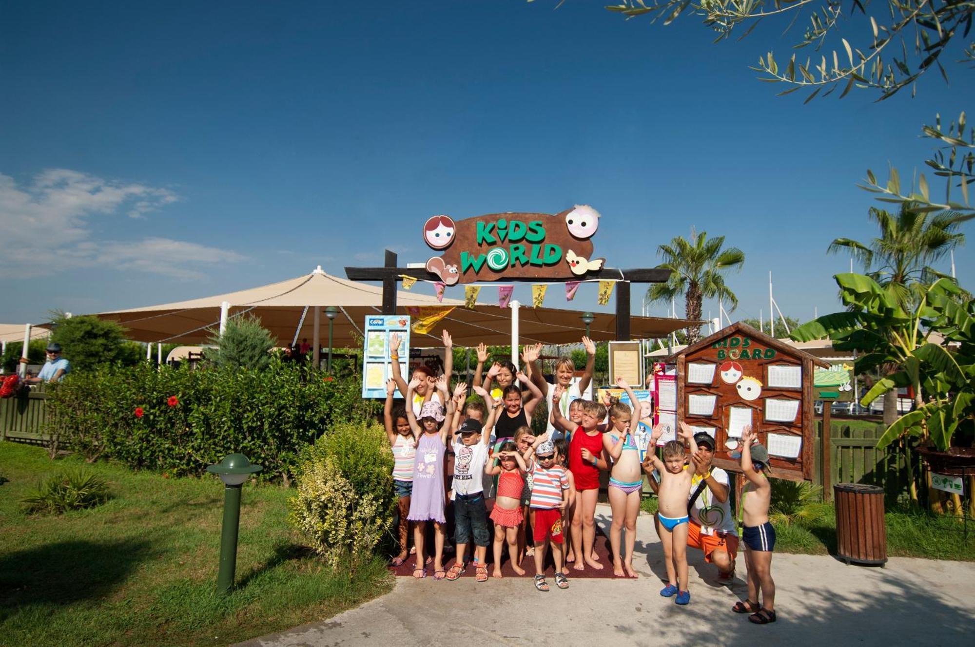 Marvida Family Eco Hotel Side Exterior photo